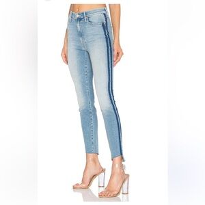 Mother size 24 stunner zip‎ ankle step fray jeans